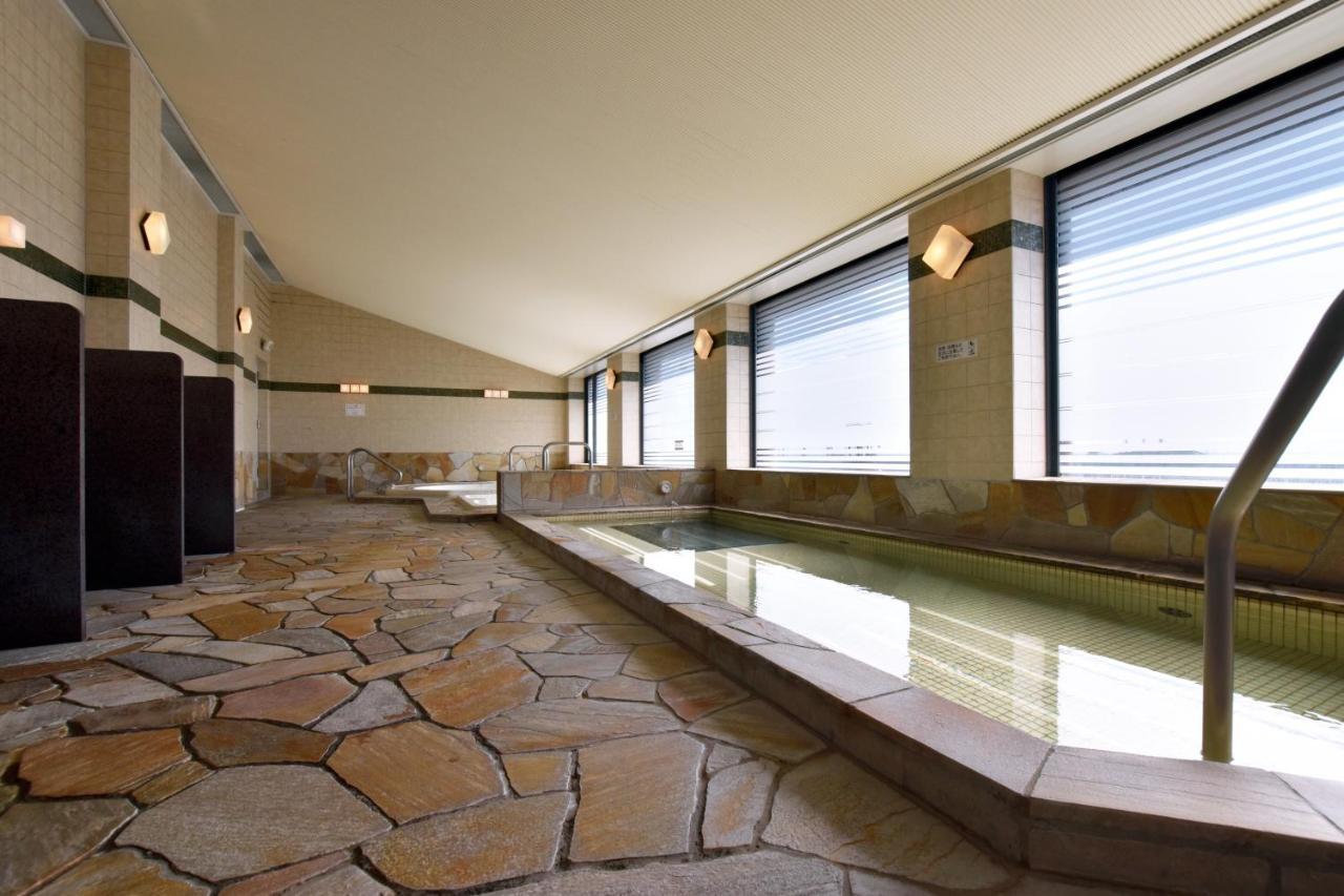 Okura Chiba Hotel Exterior foto